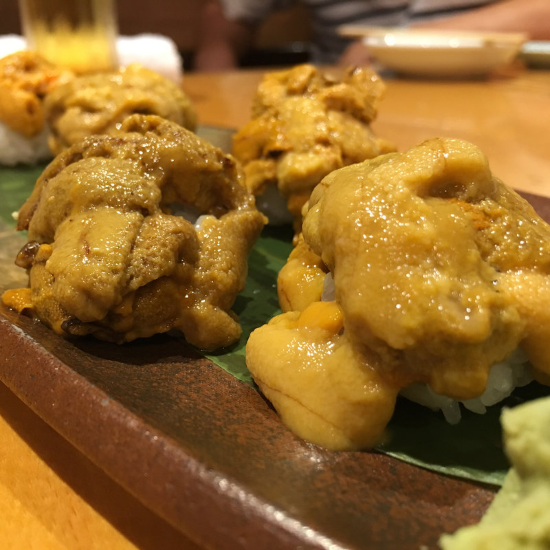 雲丹寿司の産地食べ比べ