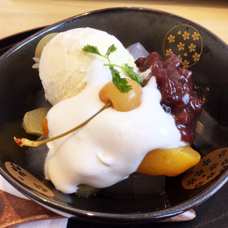 クリームあんみつ(パティスリーソルシエール)