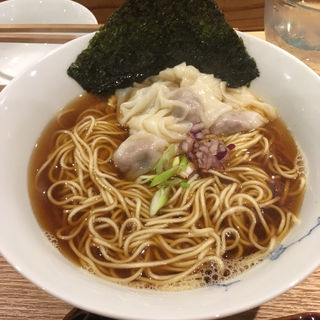黒豚ワンタン麺(ウメノキスズメ)
