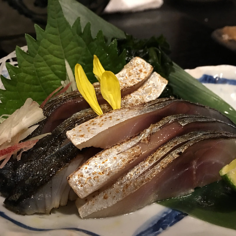 〆さば(伍味酉(ごみとり)本店)