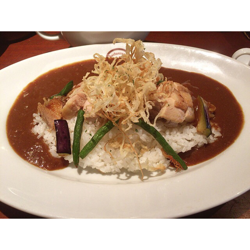 鶏とオニオンのチキンカレー【リヨン風】(ビストロとサカバ TAKE （タケ 【旧店名】 Restaurant TAKE）)