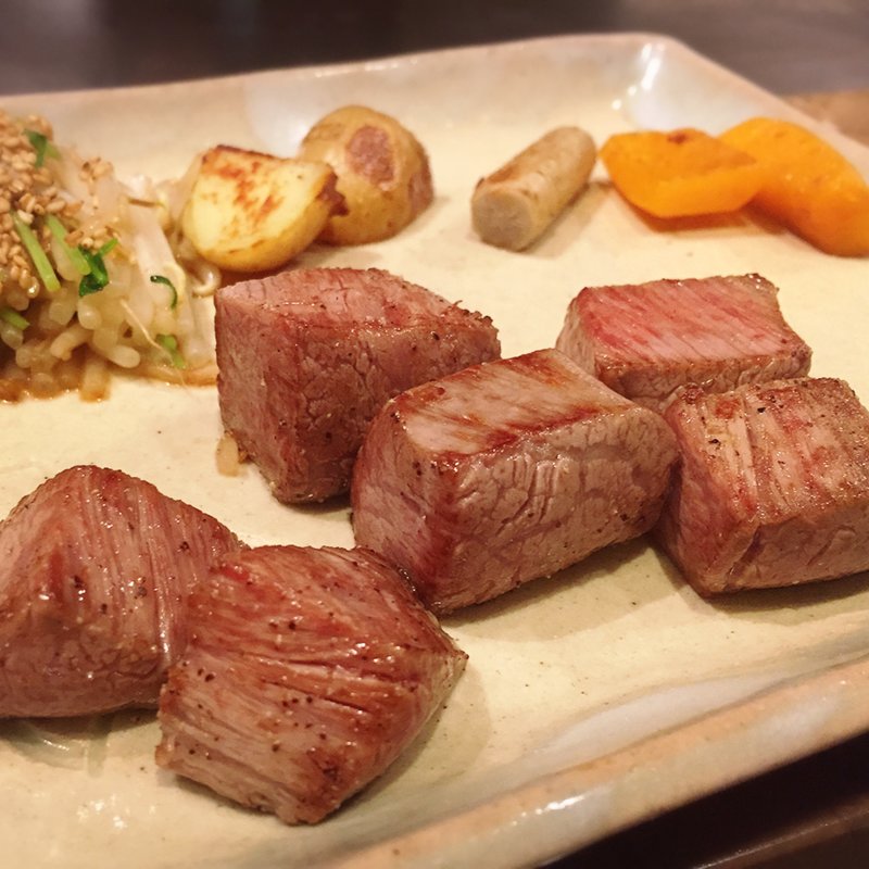 佐賀牛 フィレ(温野菜付)100g(鉄板焼 銀杏(ホテル日航福岡))