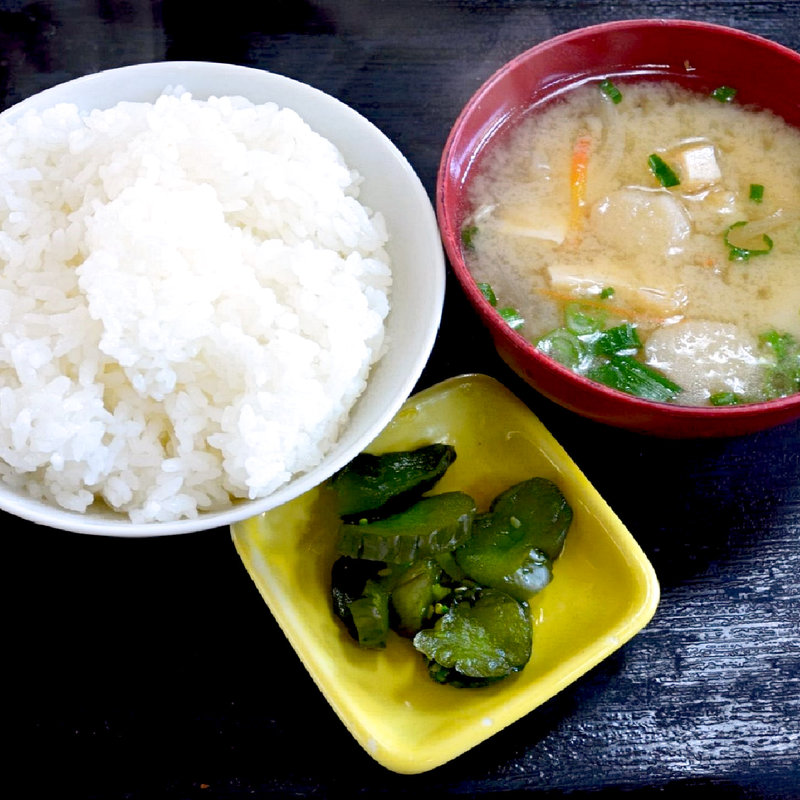 ご飯と味噌汁と漬物(藤)