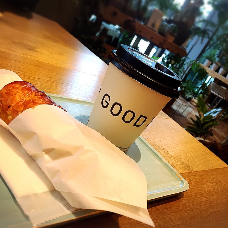 ソーセージロール(GOOD MEALS SHOP Futakotamagawa)