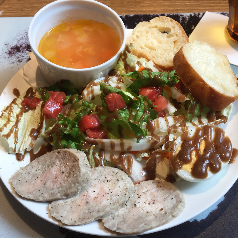 ごちそうサラダ(TRATTORIA SICILIA（トラットリアシシリア）)