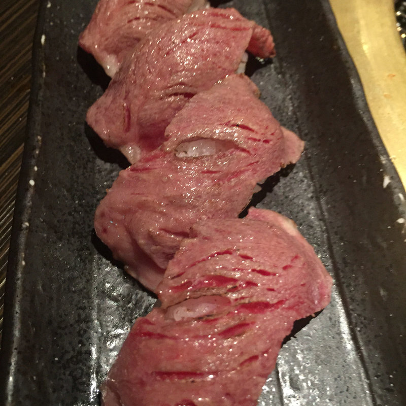 とろ肉炙り(焼肉ダイニング 太樹苑 下北沢店)