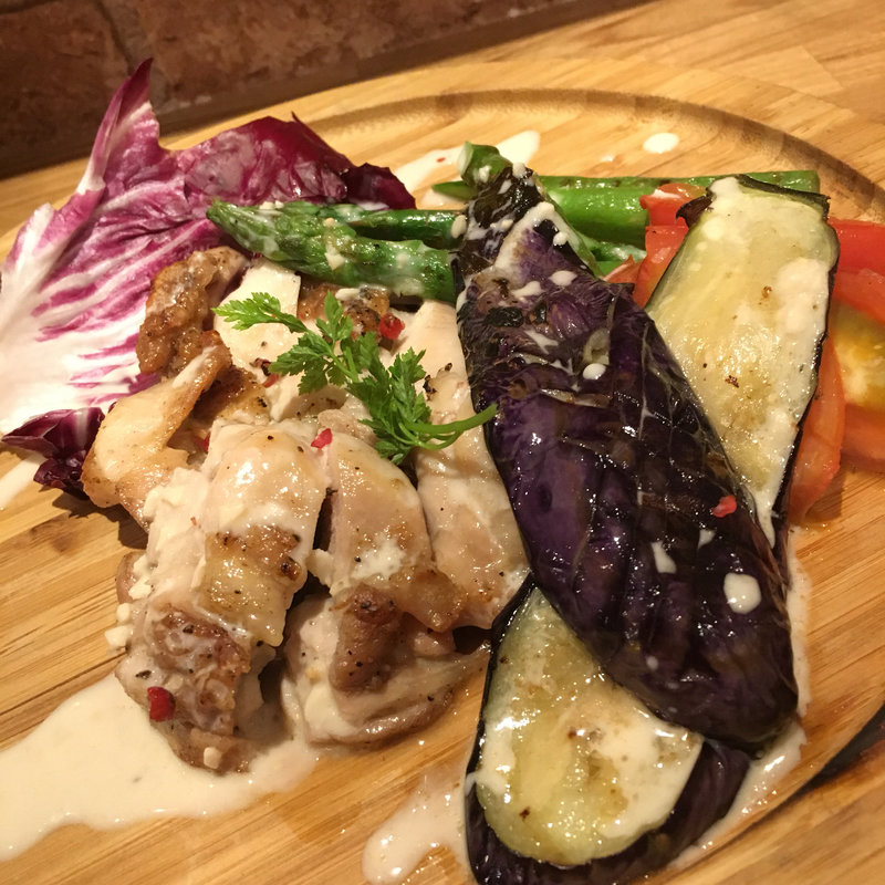 若鶏のあぶり焼き〜バーニャカウダソース〜(SEIA CAFE)