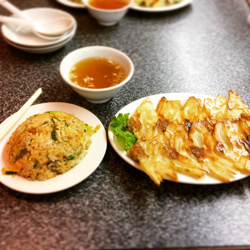 ぱりぱり餃子 半チャーハンセット(神田餃子屋 本店 （カンダギョウザヤ）)