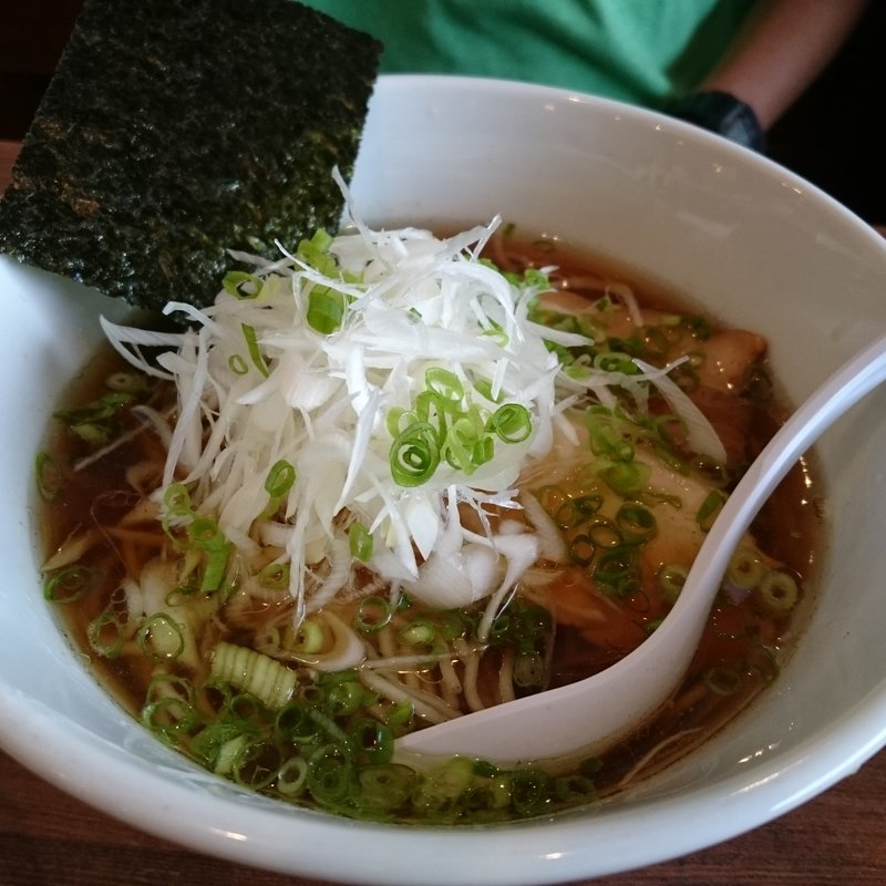 鶏だしらーめん （ 醤油 ） + ネギ(38 NOODLE KITCHEN （サンパチ ヌードルキッチン）)