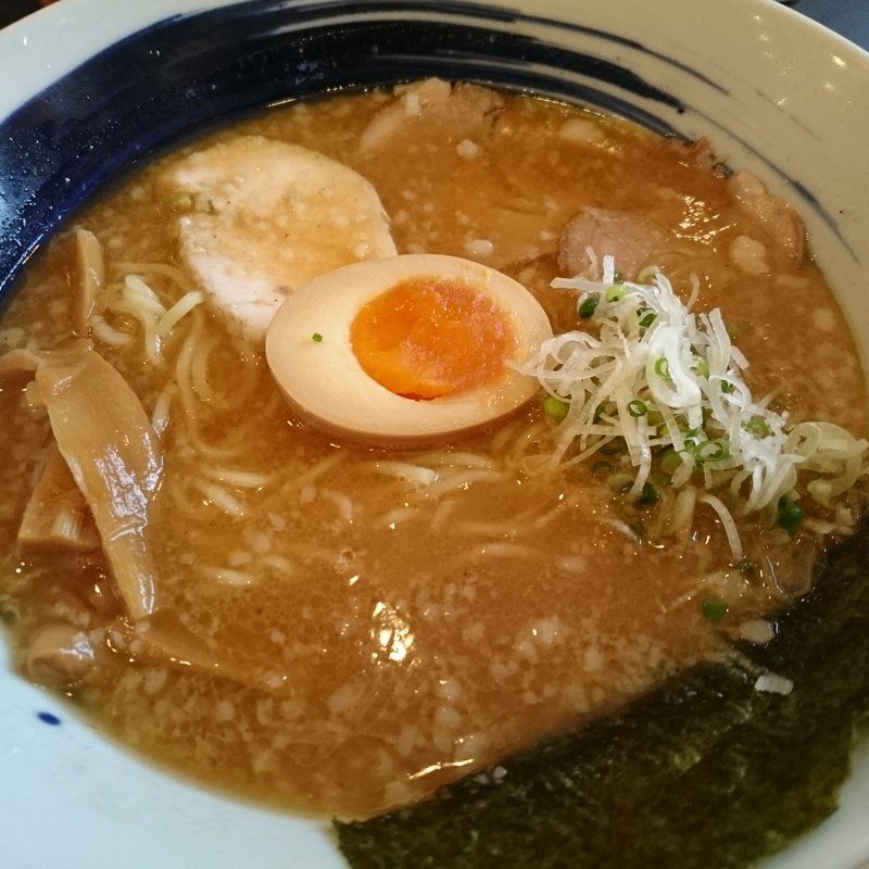 直久 こく旨らーめん ・ 味噌(麺処直久 モラージュ柏店)