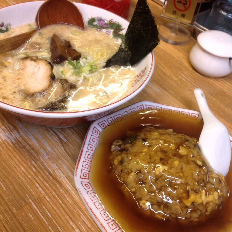 卵とじラーメンとあんかけチャーハンアンド煮卵(桜花らーめん)