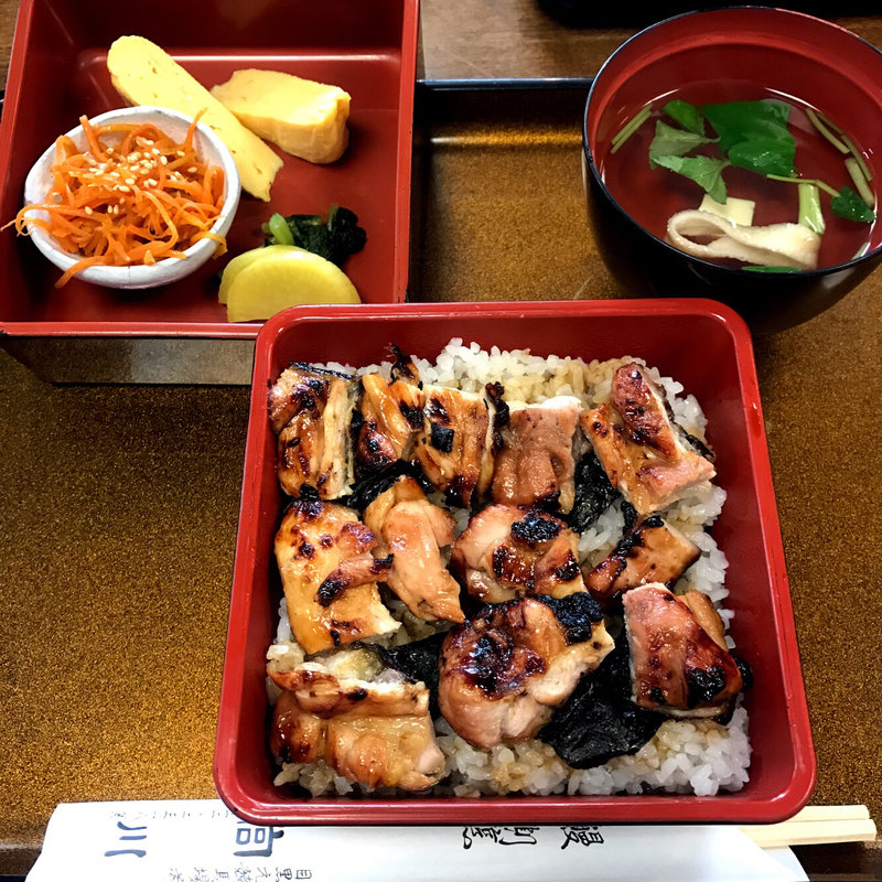 炭焼き鳥重(香・椀付)(鰻 宮川)