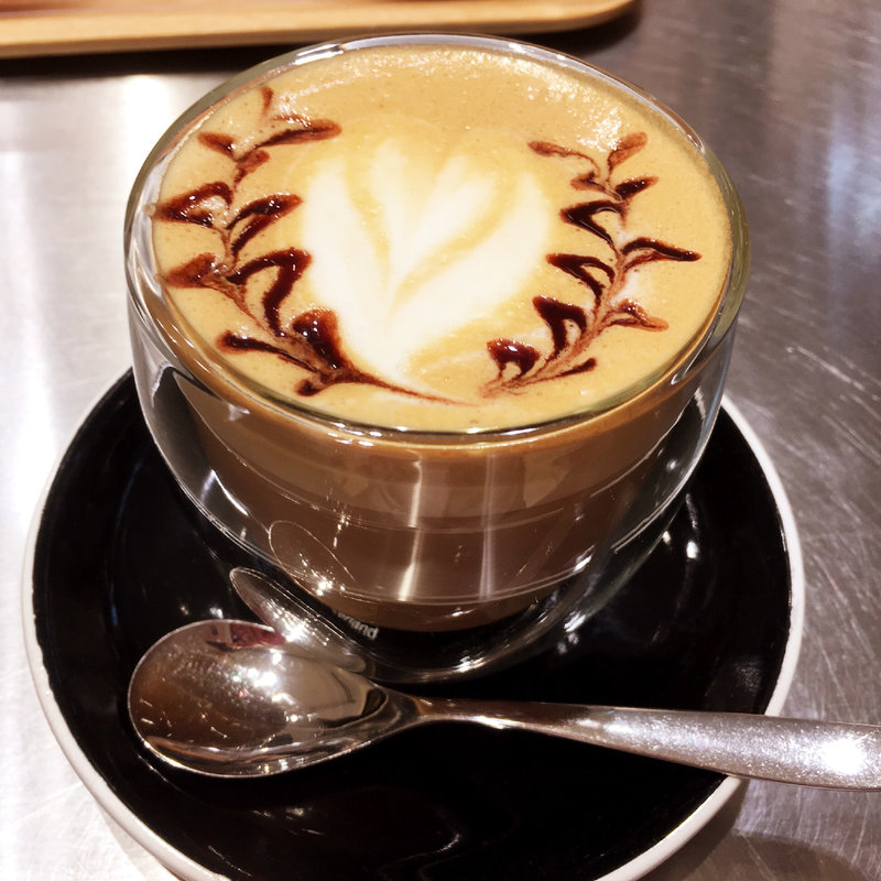 ココナッツラテ(ホット)(ファディアネックス岩田屋店)