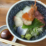 海鮮丼