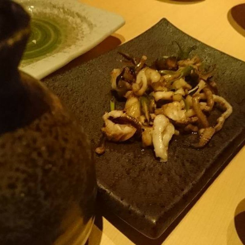 イカゲソのバター醤油鉄板焼き(天一)