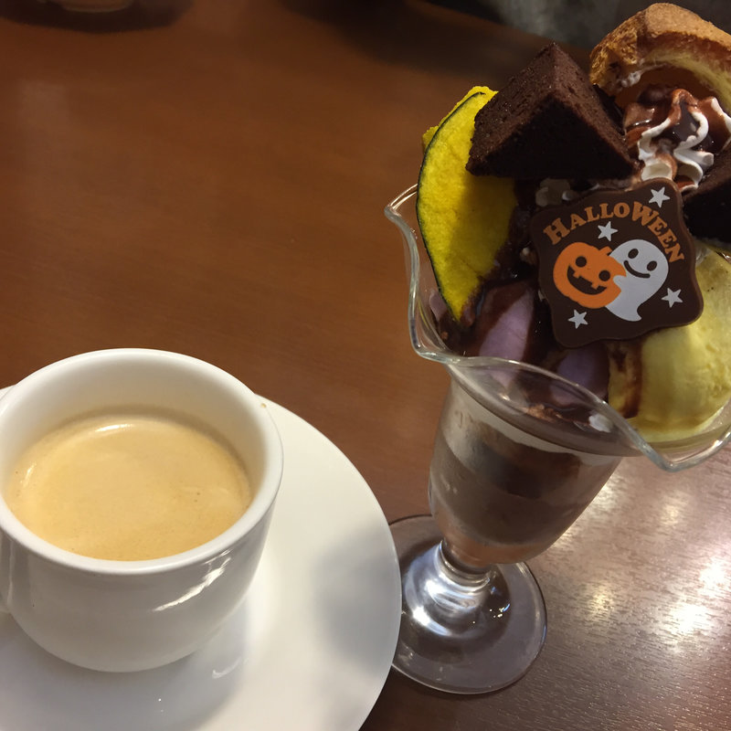 ポップオーバーパフェ(ビッグボーイ　 八幡店 )