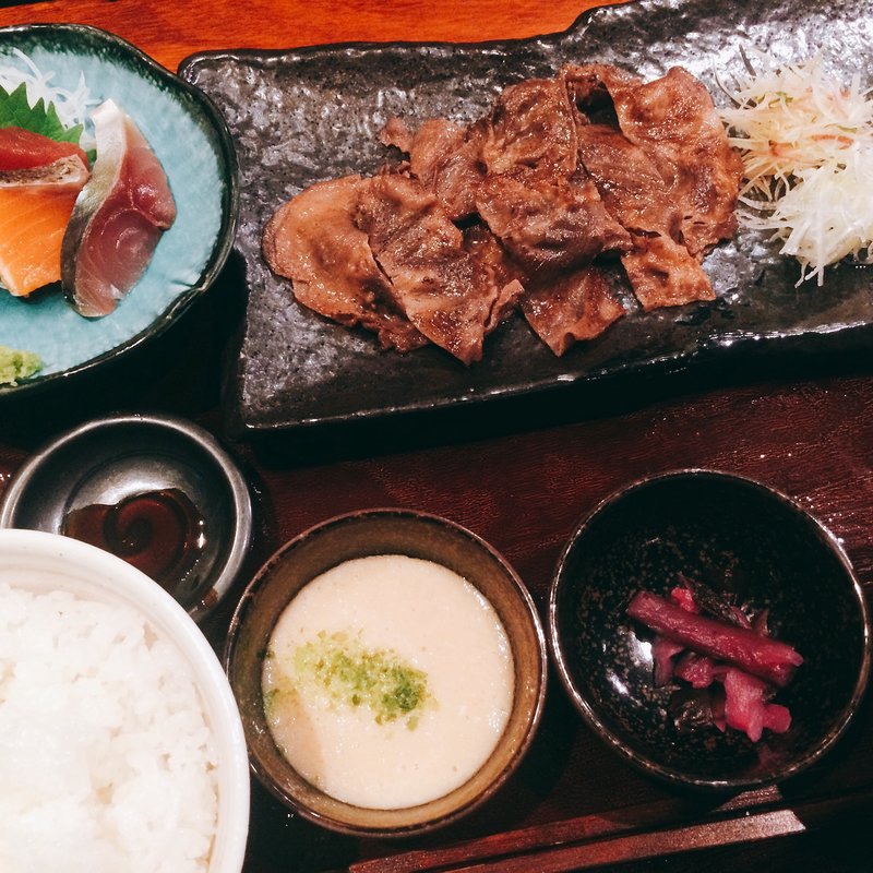 牛タン定食(御厨)