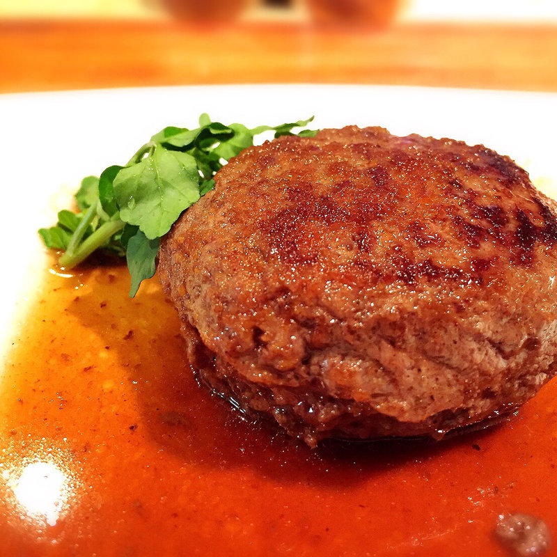 熟成肉のハンバーグ(M.E.S. Cafe & Bar)