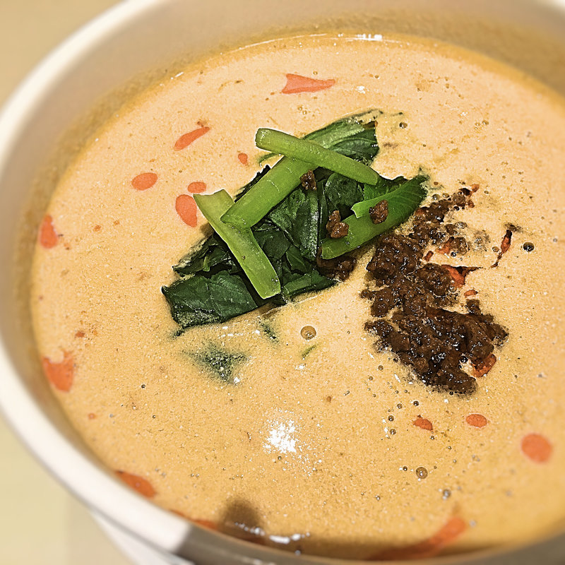 豆乳入りタンタン麺(中国料理 礼華 青鸞居)