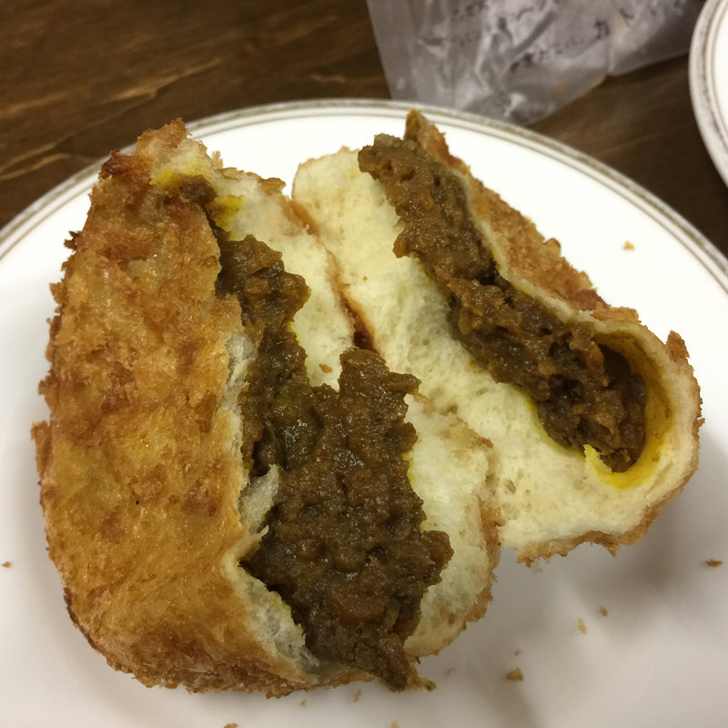 から口カレーパン(カトレア)