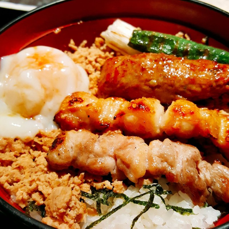 焼鳥丼(青山 鶏味座 本店)