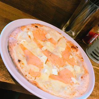 凹 PIZZA ALL500円 凹(イタリアン＆ワインバー CONA 中野店 （コナ）)