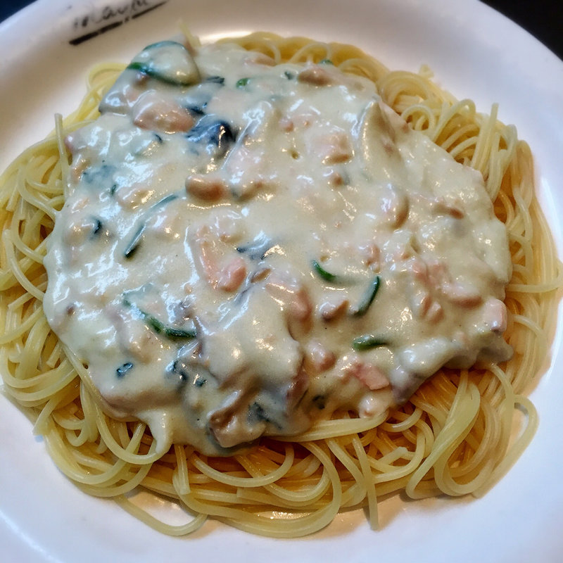 サケとホウレン草(マイヨール )