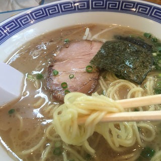 豚骨ラーメン(なかじま)