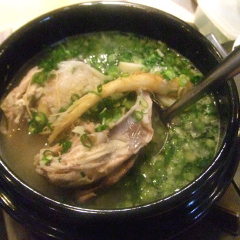 参鶏湯(ミセスユン)