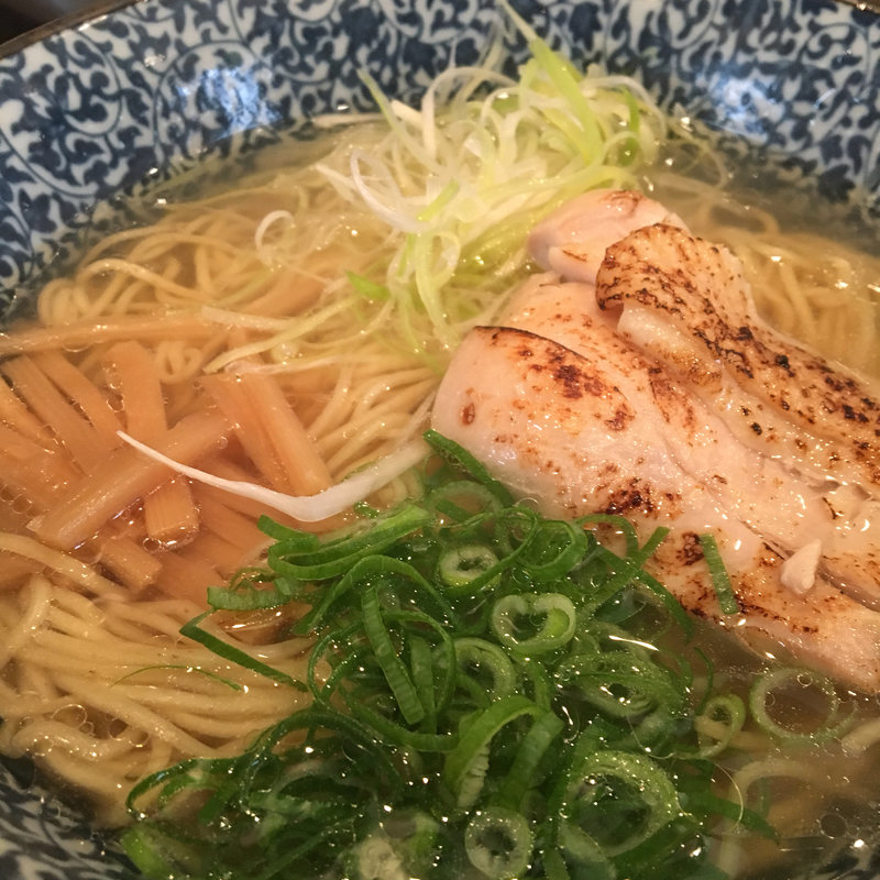 あっさり鶏そば(　鶏そば一瑳)