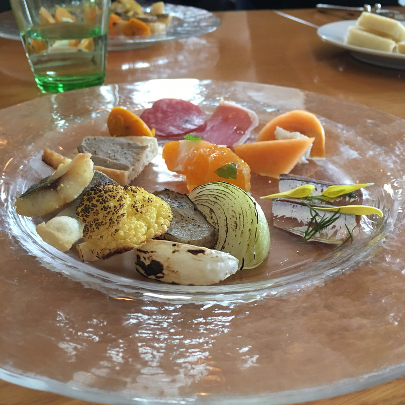 前菜の盛り合わせ(ロアジ )