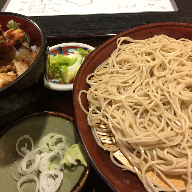 かき揚げ天丼とそば(そば地酒処 司)