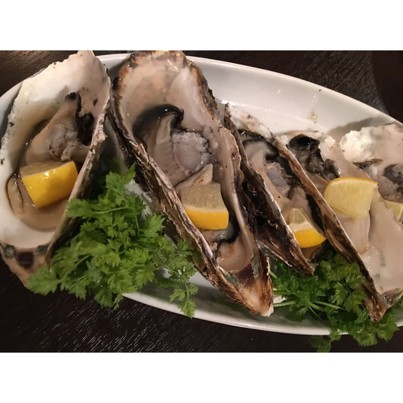牡蠣(栄町七丁目酒場　Dope Lounge （ドープラウンジ）)