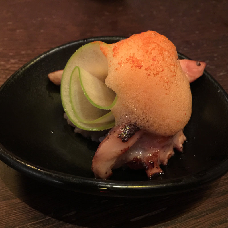 Octopus with foamy(a fuego negro)