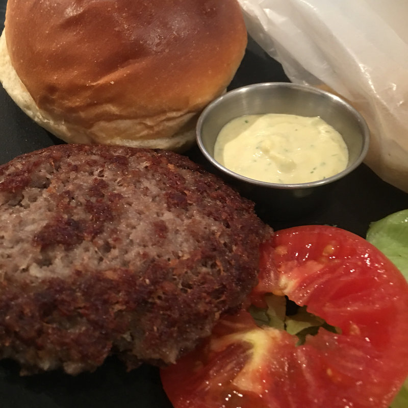 ハンバーガーランチ(GARB CENTRAL （ガーブ セントラル）)