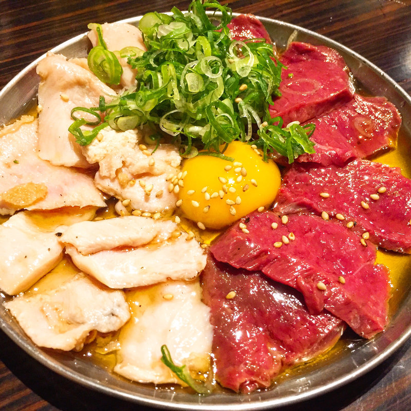 生肉盛り合わせ(恋文酒場 かっぱ駅前)