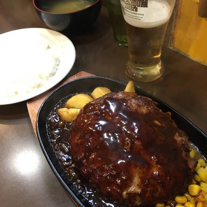 ハンバーグ デミグラスソース(三浦のハンバーグ 御茶ノ水店)