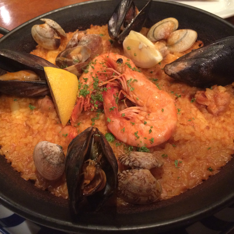 魚介とお肉のミックスパエリア(リックス （Rick’s）)