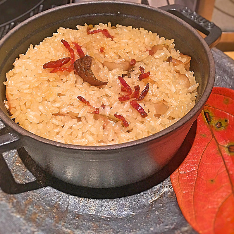 ポルチーニ茸の炊き込みご飯(キャーヴ ドゥ ギャマン エ ハナレ （Cave de Gamin et Hanare）)