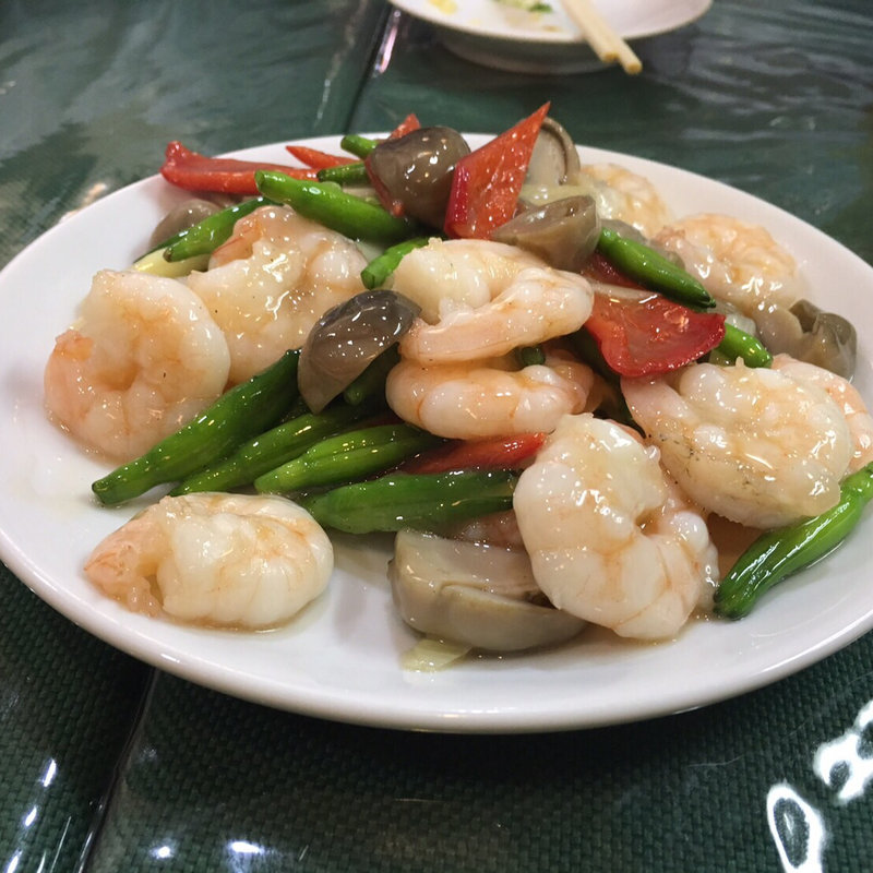 生ユリと小エビの塩味炒め(青葉)