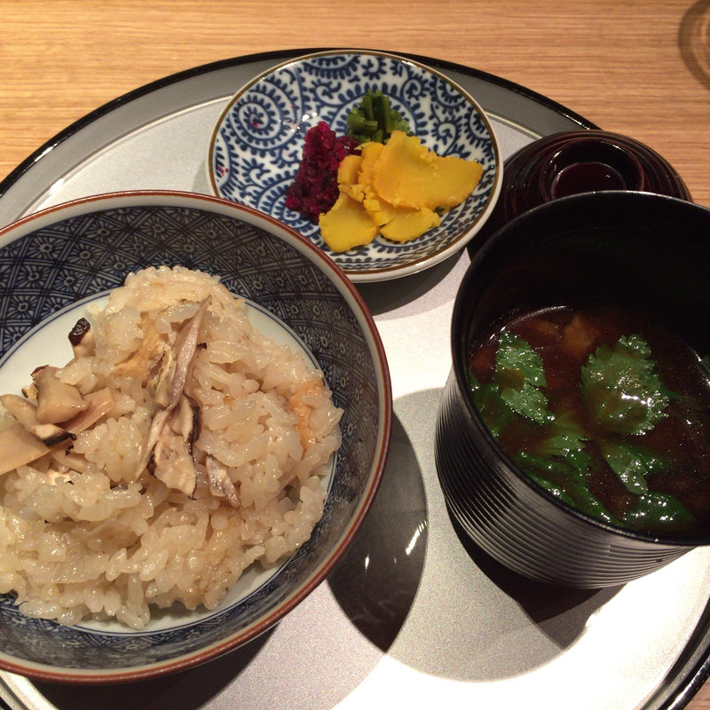 松茸御飯(懐食みちば)