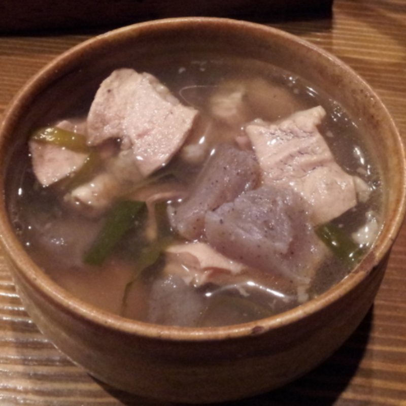 もつ煮込み(塩)(煮込みや まる。)