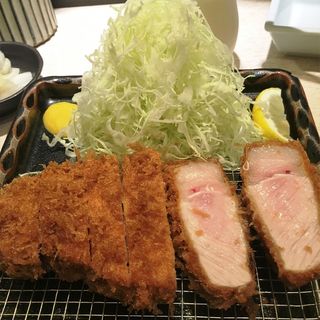 上ロースとんかつ(ポンチ軒 )