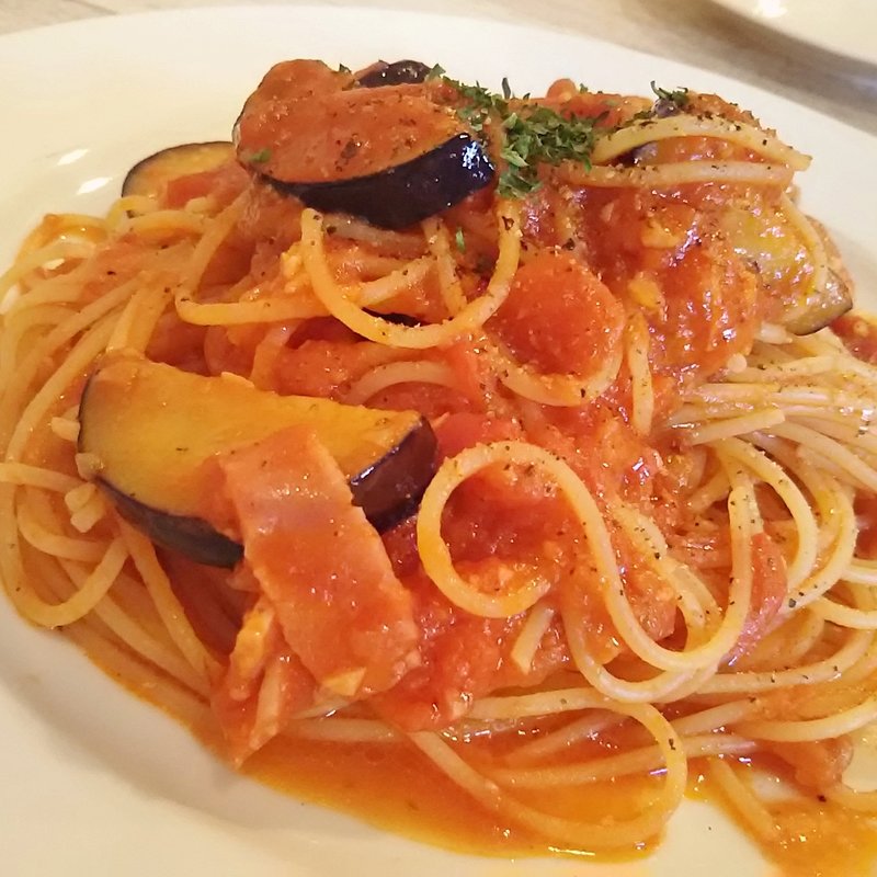 ベーコンと茄子のパスタ(イタリアンダイニング アルベロ （ALBERO）)