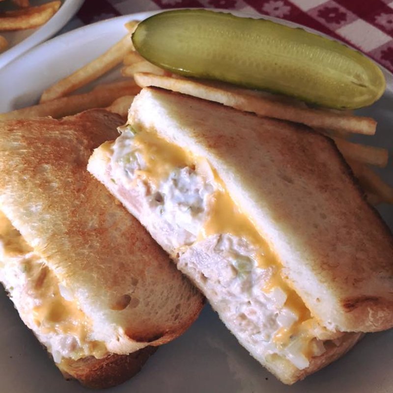 ツナメルトサンド(バブルオーバー )