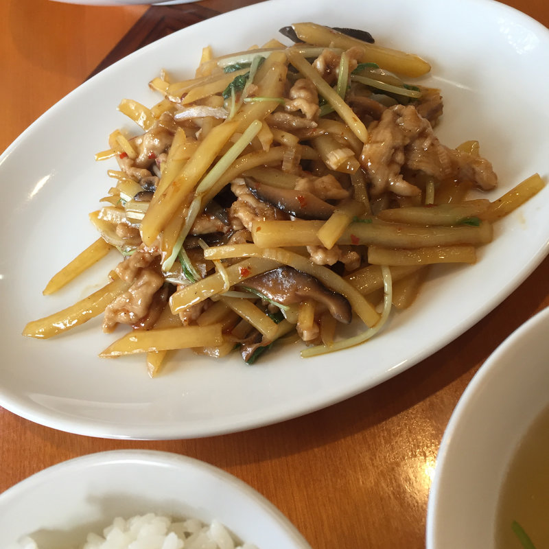 じゃがいもと豚肉のピリ辛炒め(彩雲瑞)