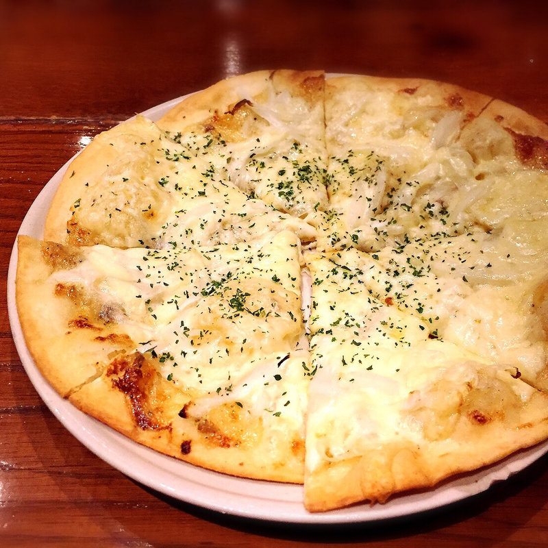 手造りピザ！あんちょび&オニオン(庵GuRi中目黒)