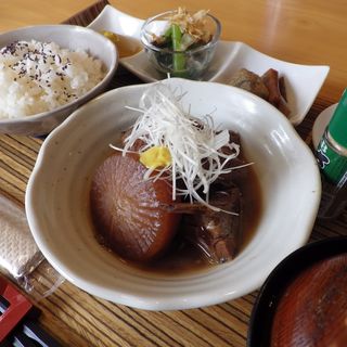 オトナリおまかせランチ膳のお魚(otonari )