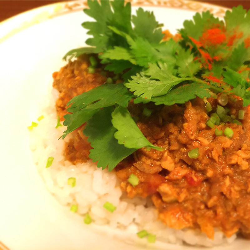 【気まぐれカレー】パクチーカレー(ちぃりんご)