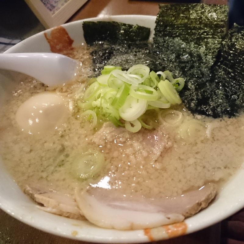 特選しょうゆ （ 細麺 ）(本八幡らーめん 輝宗)